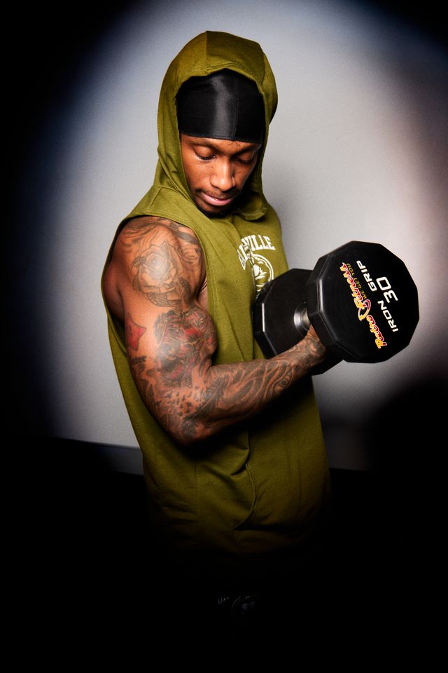 Gainzville University Signature Stringer Tank